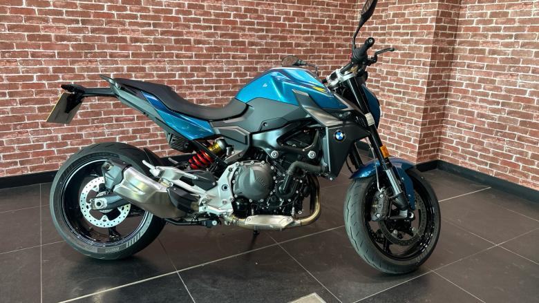 BMW F900 R